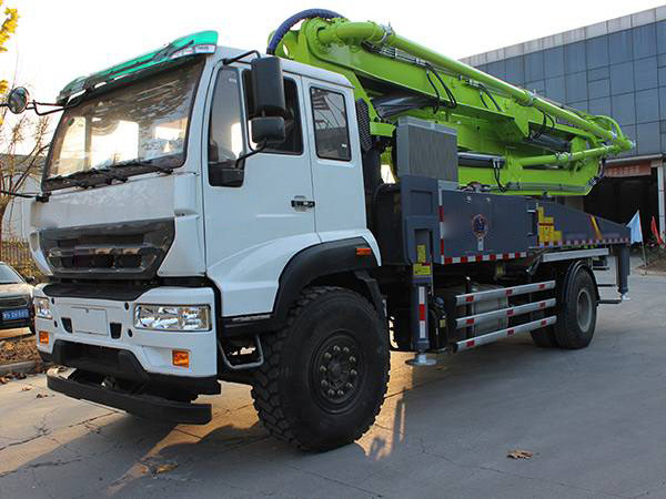 38X-5RZ-2 mobile trailer mounted price concrete pump 38m pump truck