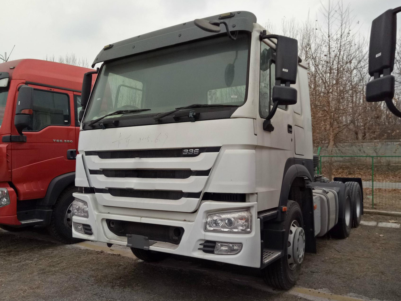 cheap price SHACMAN F3000 6x4 truck head 385hp Euro 5 shacman cng tractor truck