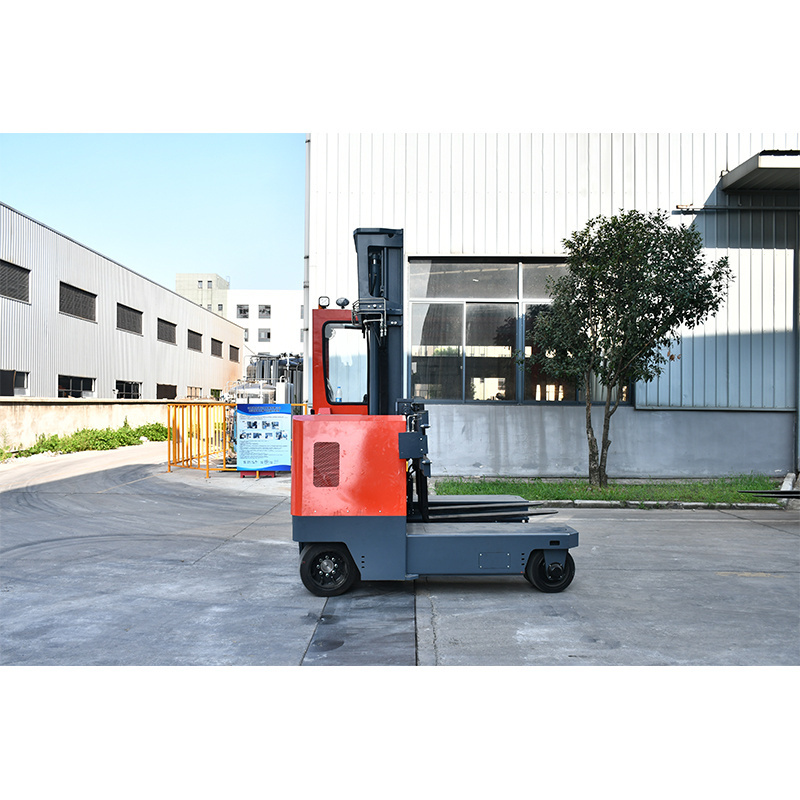 China 4.5t Electric Multi-Directional Forklift With Rubber Tire MQC45