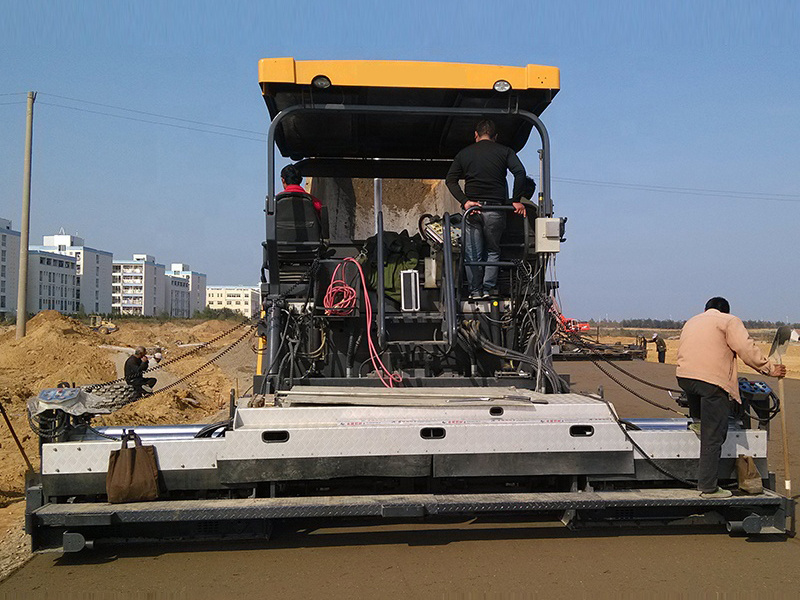 SHANTUI  Machine Asphalt Paver SRP90S With Cheap Price Hot Sale