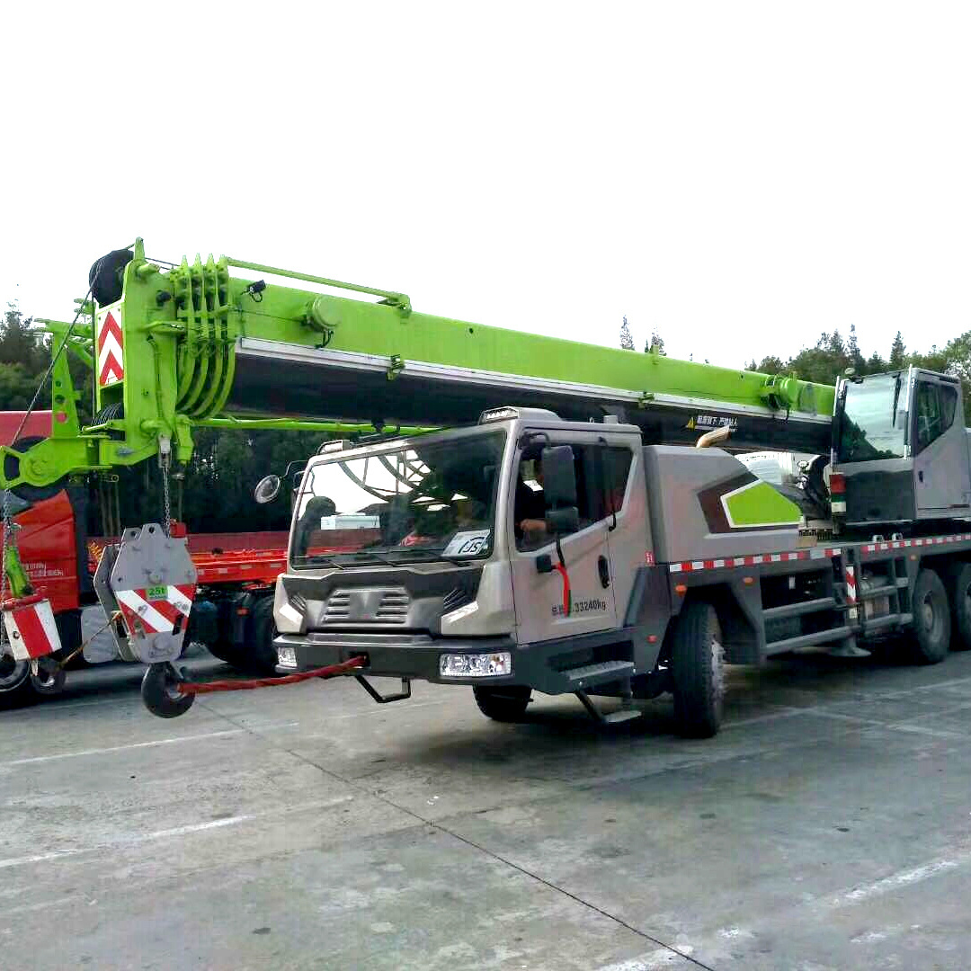 ZAT3000 300t All Terrain Crane Spare Parts with Best Price