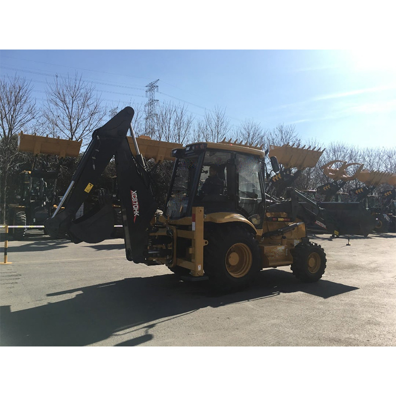 China 4X4 Small 2.5t Backhoe Loader with Yuchai Engine XC8-S2570 XC8-C2570