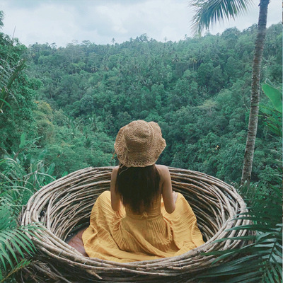 Outdoor Bali rattan bird's nest swing Wedding photography props Hanging chair