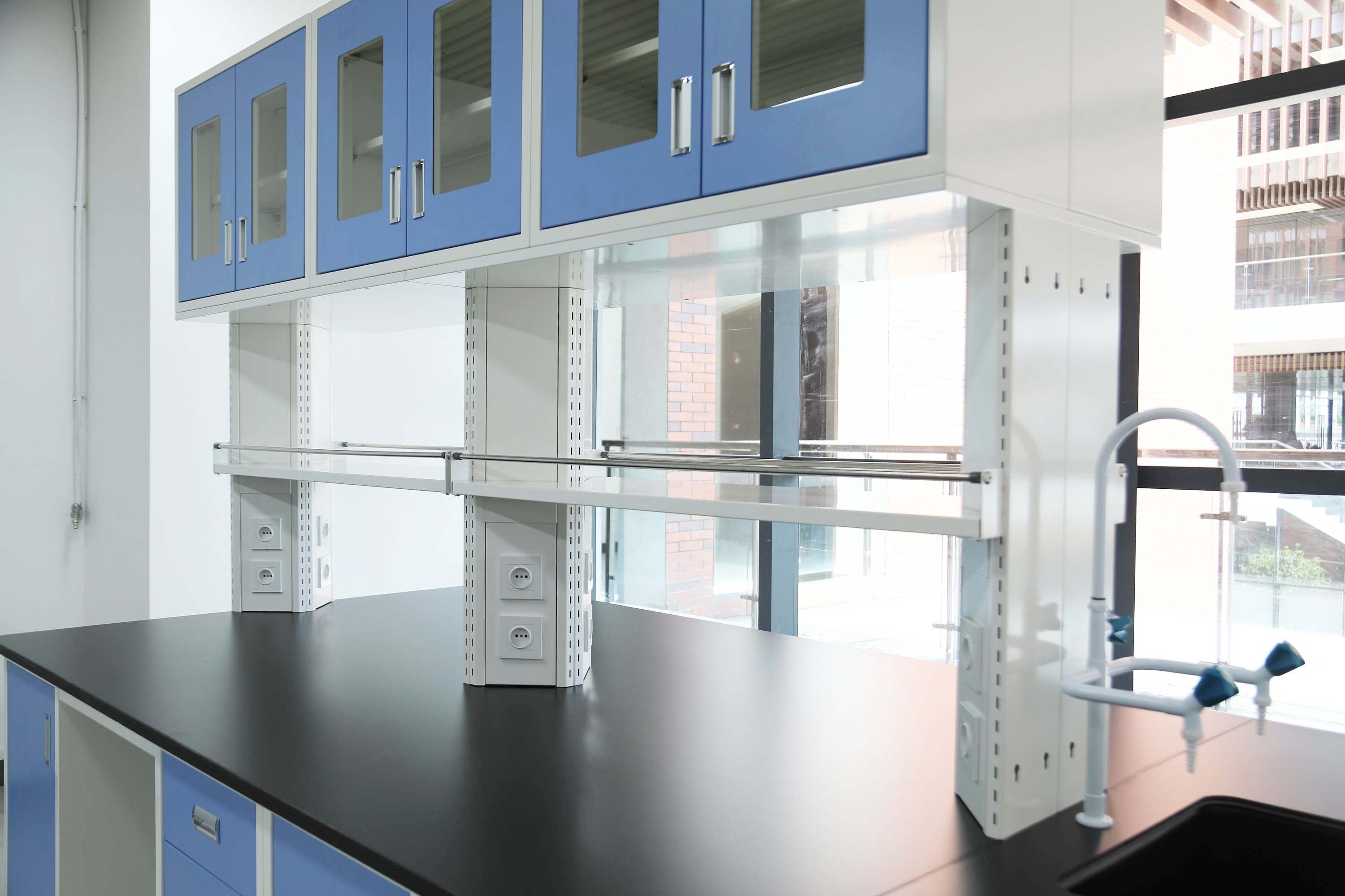 Customizable island lab bench for blue chemical laboratory furniture bench lab