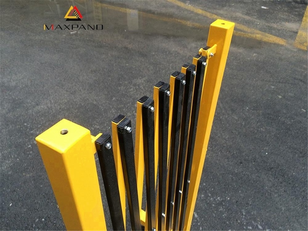 Traffic Metal Expandable Barrier Crowd Control Barricade Retractable Portable Fence