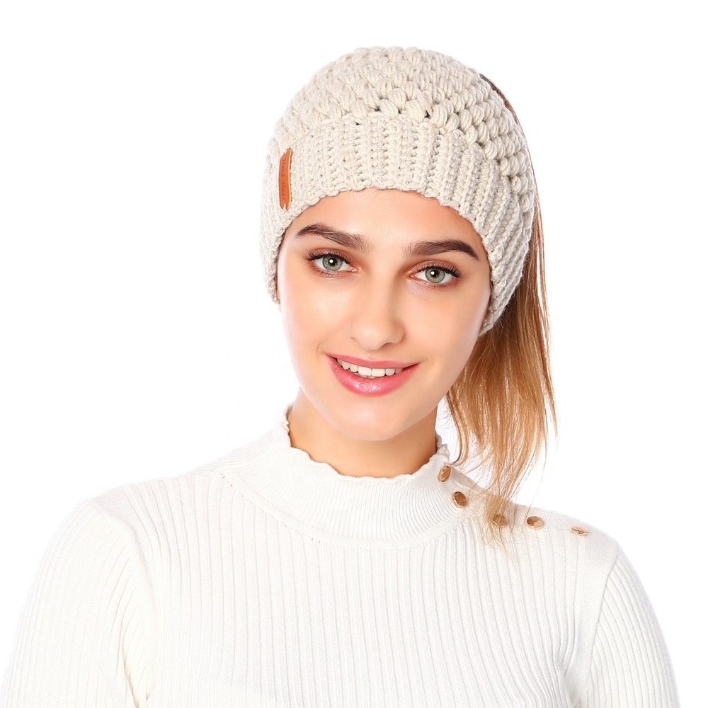 Fashion Woolen Yarn Open Top Custom Knitted Ponytail Hats Beanie