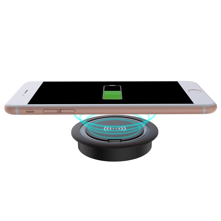 able clip socket with wireless charging 15W+USB 2A  PC+ABS+all copper conductor  15A 125V 1875W