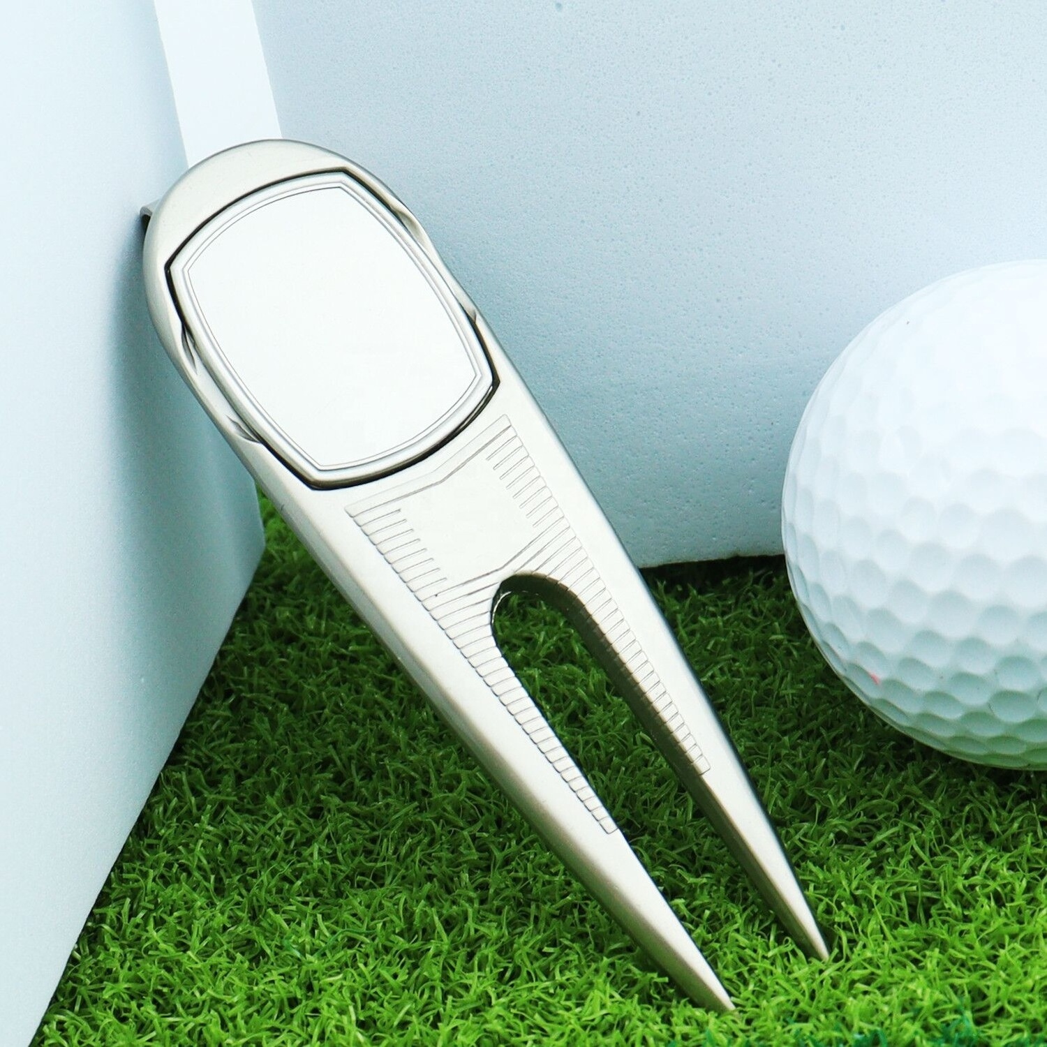 Golf Pitch Fork Repairer Tool with Belt Clip on Back Golf Divot Repair Tool Golf Divot Tool