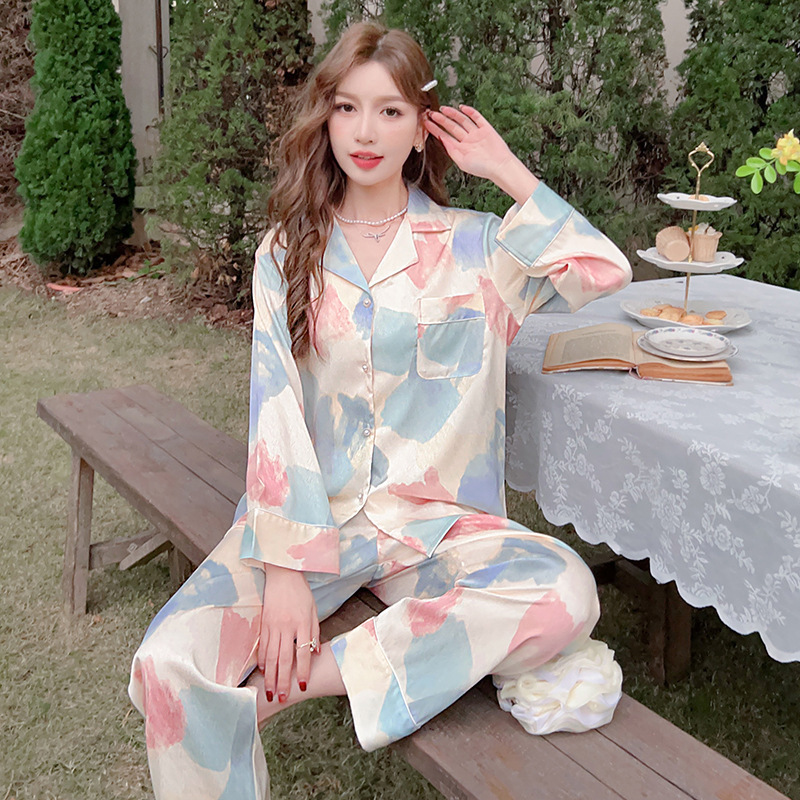 2023 new arrivals luxury floral silk satin Pajamas ice silk cartoon sleepwear plus size jacquard nightwear for women