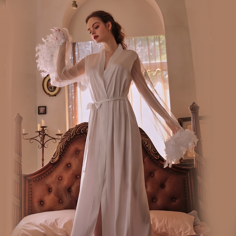 2021 New Arrival Luxury Women Feather silk Pyjamas embroidery silk satin bathrobe sleepwear with fur trim robe