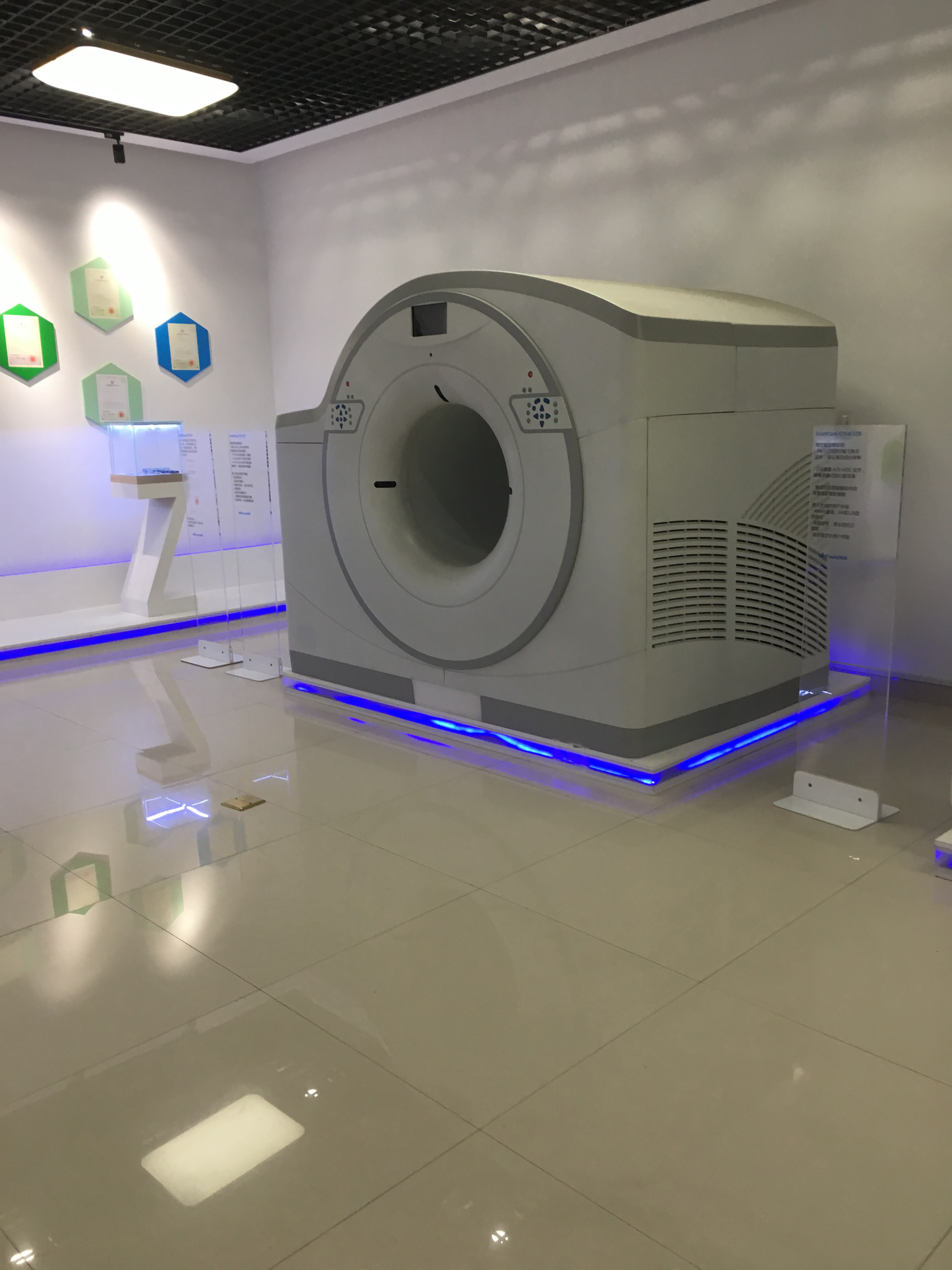 MY-D055G 32 Slice CT Scanners Radiology Equitment High-quality Thin-slice Images CT Scan Machine price