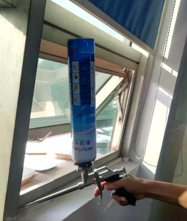 Styrofoam quick-drying high bonding Door and window glue pu foam quick-dryinpg strong bonding foam blowing agent