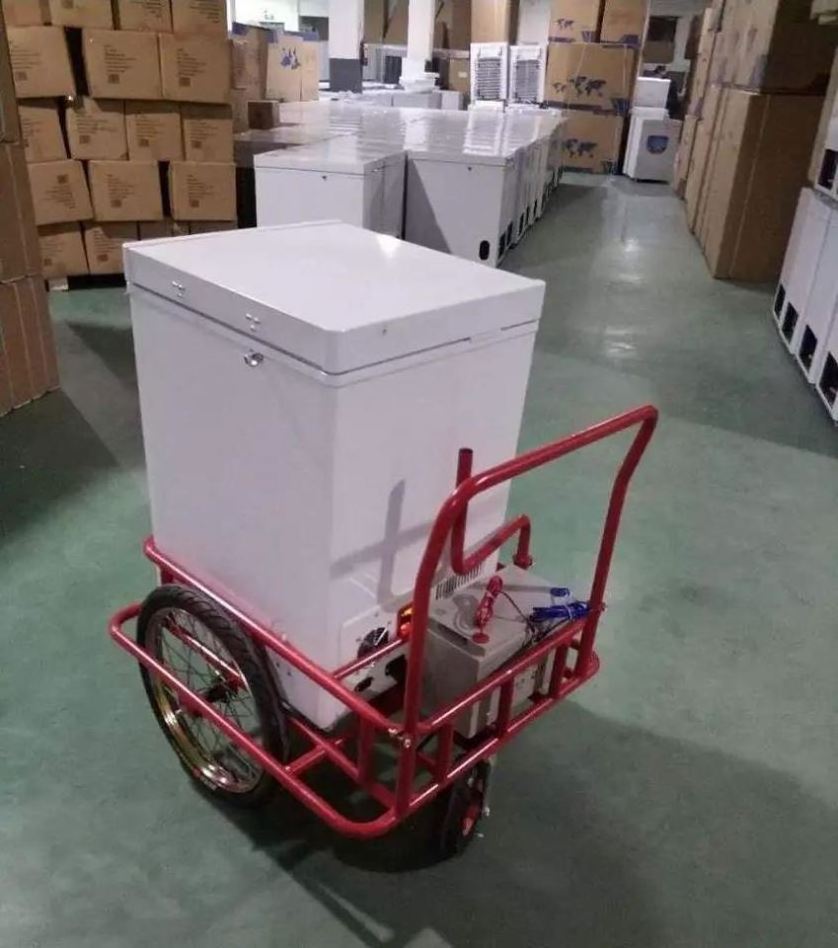 4 wheels ice cream push cart with cool sticker 50L capacity fridge freezer ice cream vending cart tuk tuk for sale