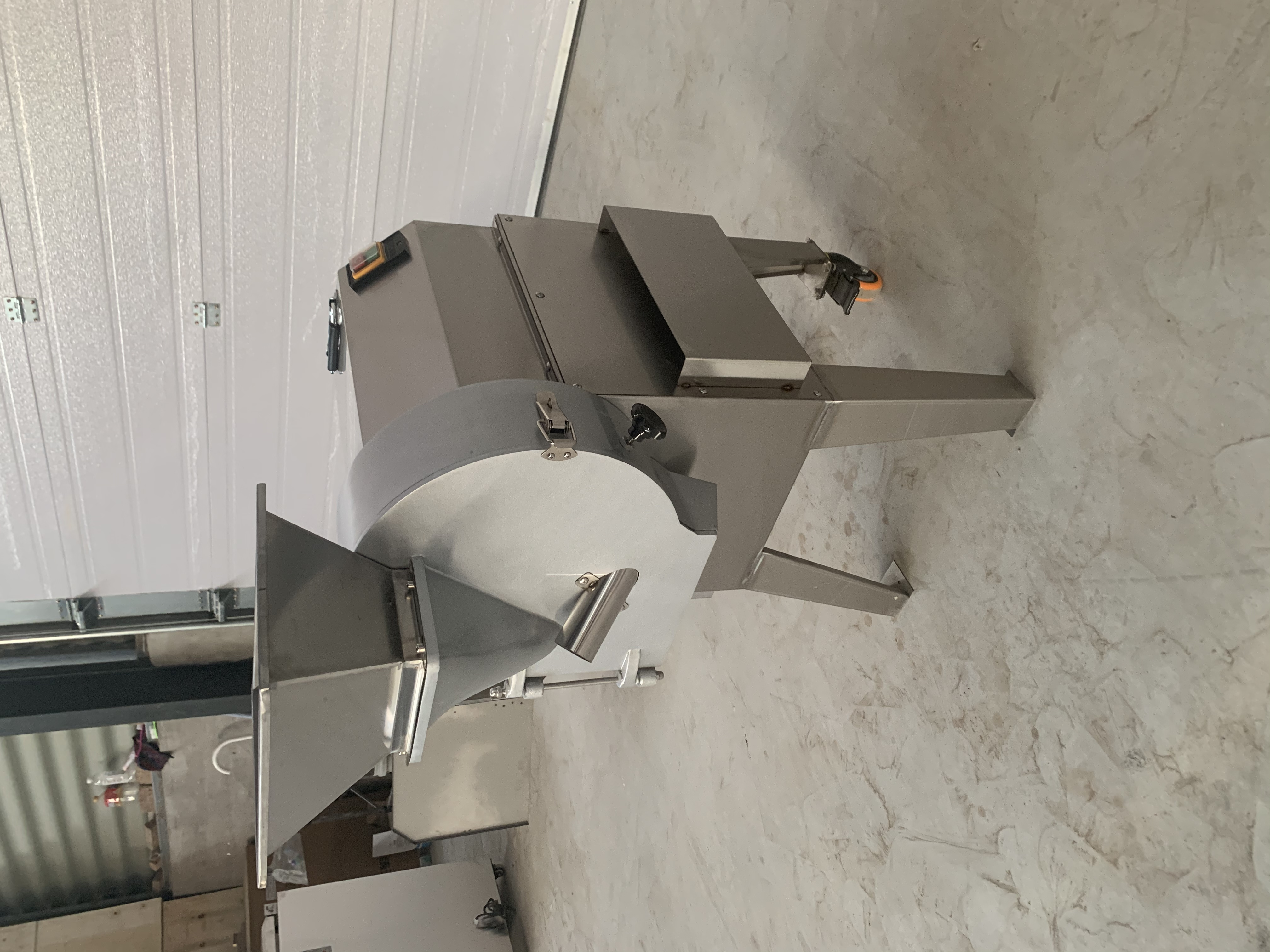 KLS industrial onion peeling machine onion chopping machine onion peeler and root cutter