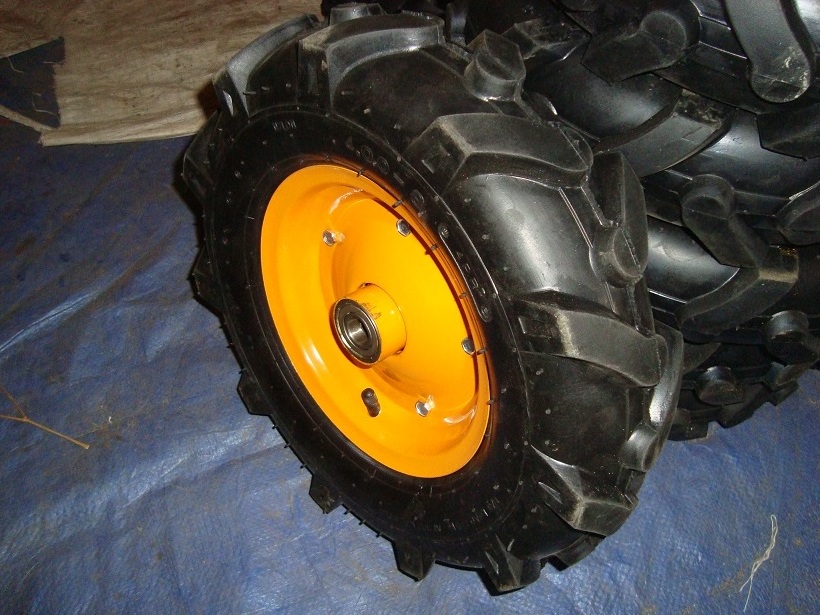 400-8 pneumatic Rubber Wheelbarrow Wheel