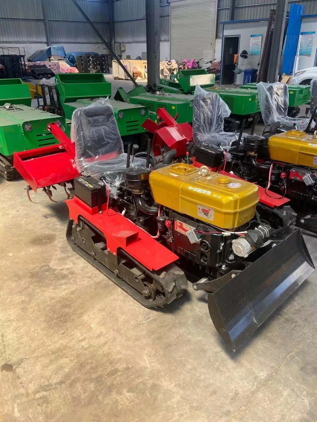 Factory Sale  Crawler Tractor 25hp  hot sales mini small crawler tractors used for Paddy field