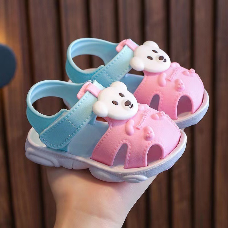 Baby Sandals Summer Leaky Shoes Breathable Sandals 0-1-2-3 Year Old Non slip Soft Sole Walking Shoes