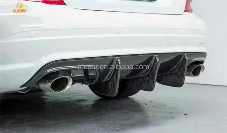 08-12 W204 C63 High quality carbon fiber body kit for Mercedes Benz W204 C63 AMG front lip diffuser side skirt