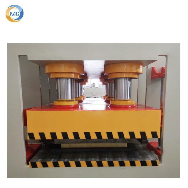 Factory Price Manual Sesame Hydraulic Oil Press Hydraulic Press 2000 Ton 100Ton Hydraulic Track Link Press