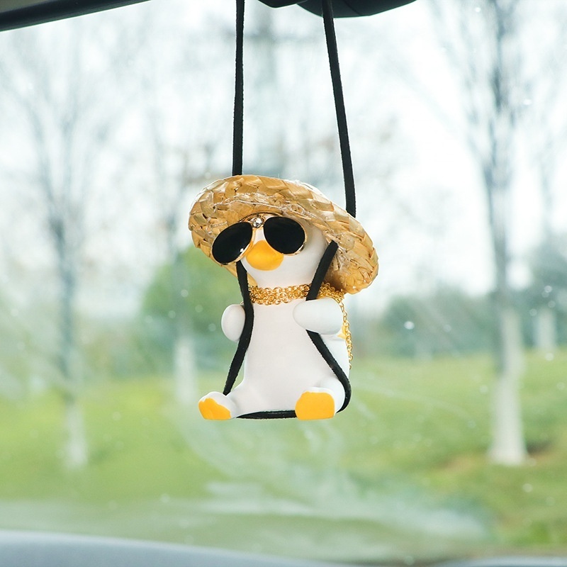 New car pendant Swinging Duck Car pendant plaster duck pendant Car rearview mirror decoration