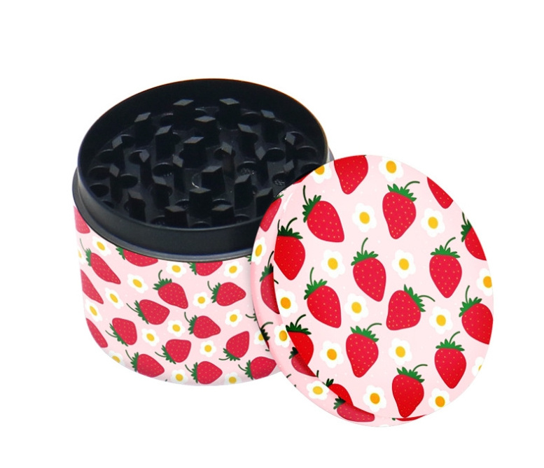 New design custom cute strawberry  4 piece  grinder tobacco metal grinder wholesale for girl