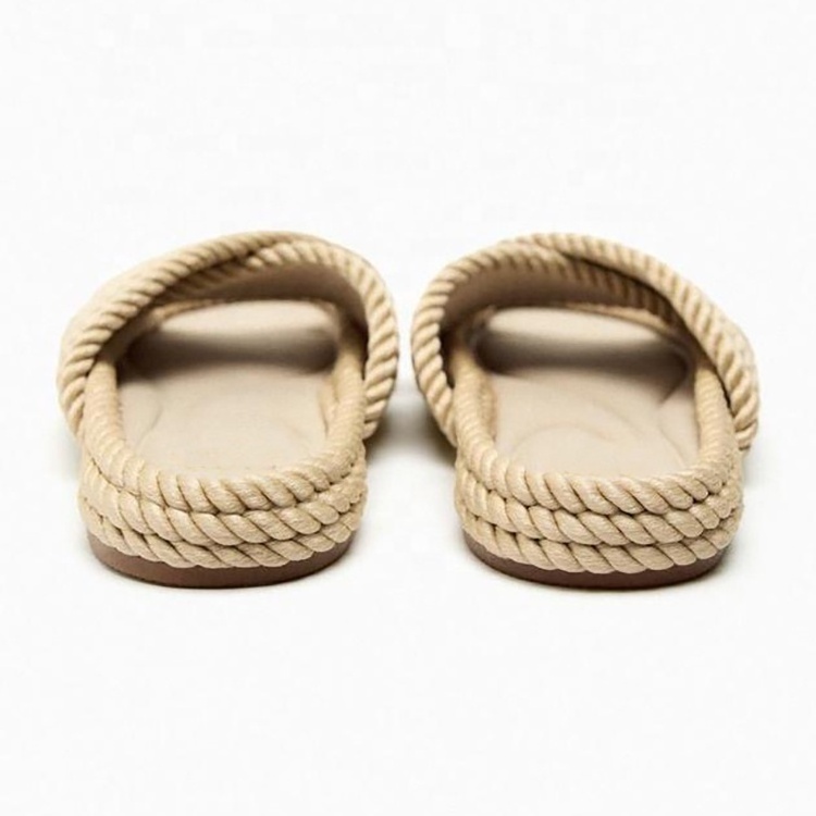 Comfortable 2024 new women thick sole flat sandals cute nude color rope girls flat slide slippers