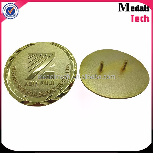 Shenzhen 8 years medal supplier customized metal label engraved metal logo name plaque for handbags