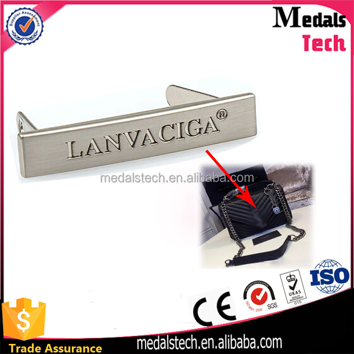 Shenzhen 8 years medal supplier customized metal label engraved metal logo name plaque for handbags