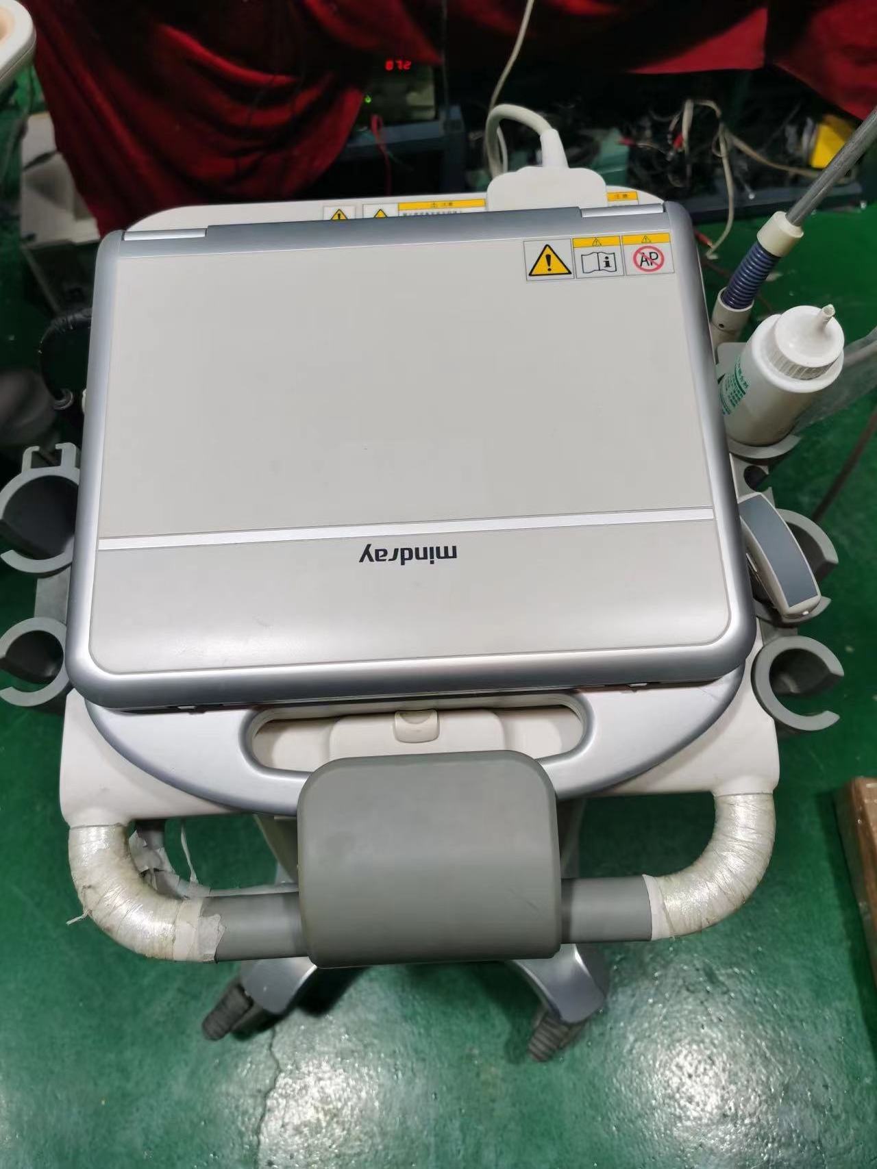 Fairly used Mindray M7 portable color doppler with 2 probes for sale