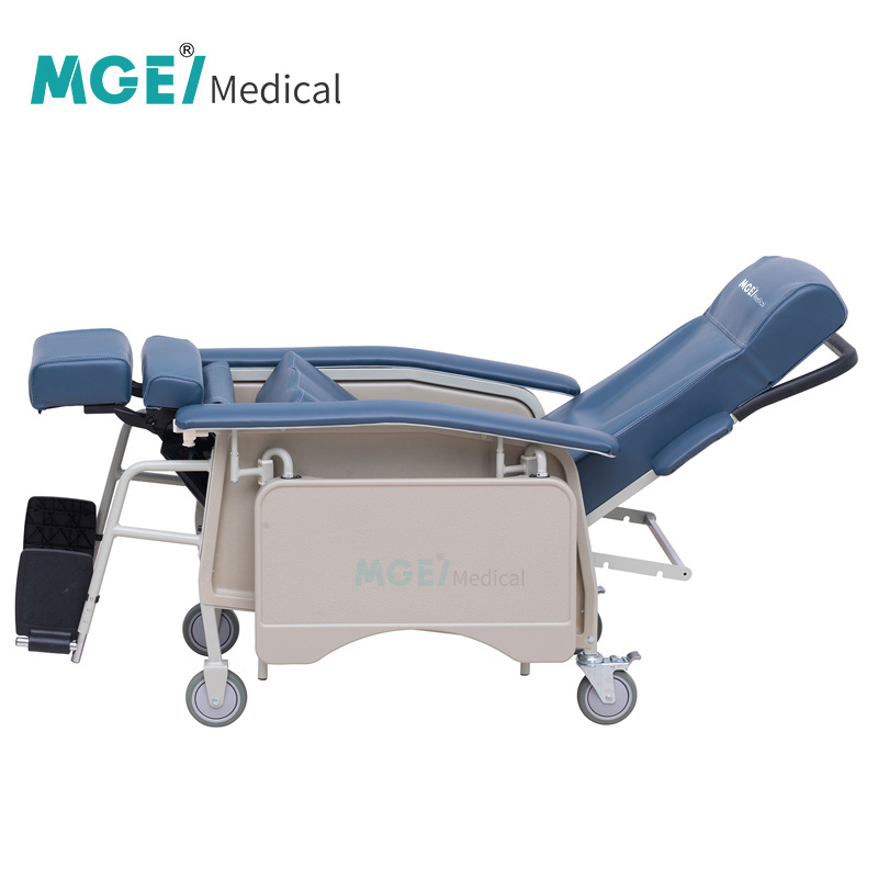 MGE-CW10 MEDIGE Online Suppliers Second Hand Portable Folding Phlebotomy Blood Draw medical recliner With Storage On Wheels