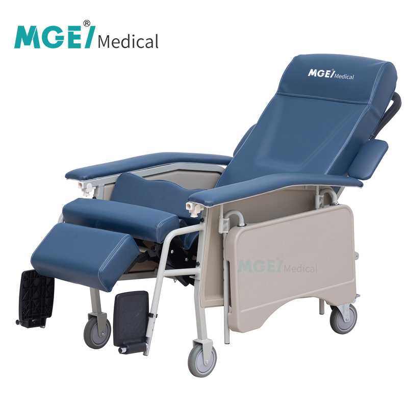 MGE-CW10 MEDIGE Online Suppliers Second Hand Portable Folding Phlebotomy Blood Draw medical recliner With Storage On Wheels