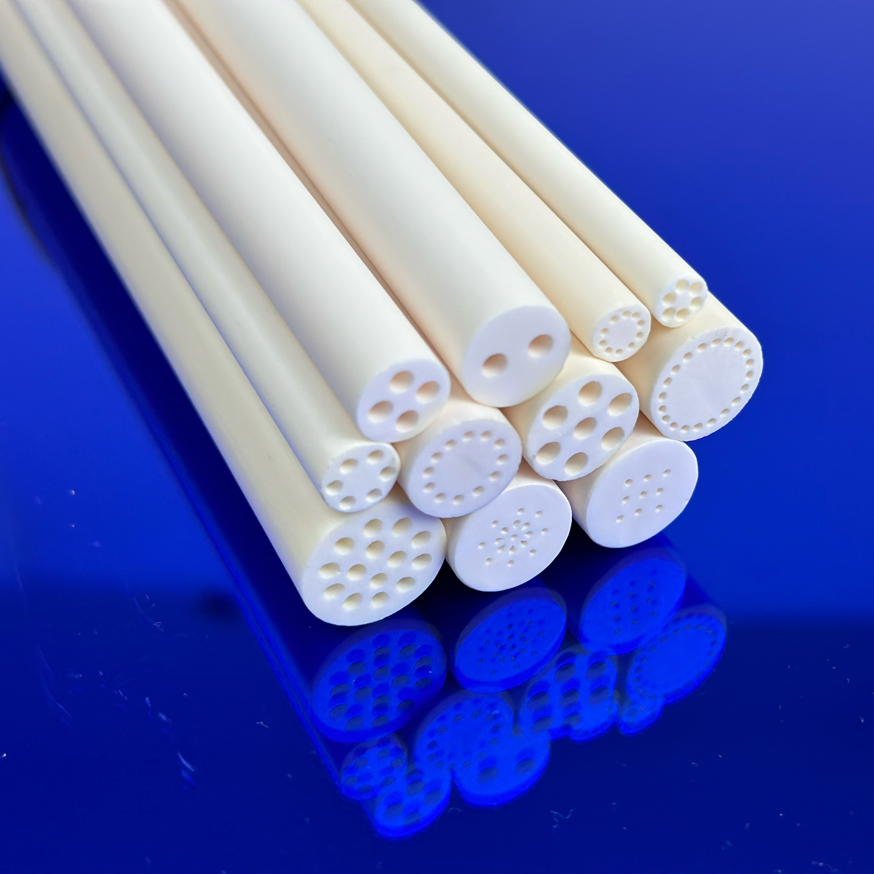 High purity 99.8% alumina porous ceramic pipes/tube