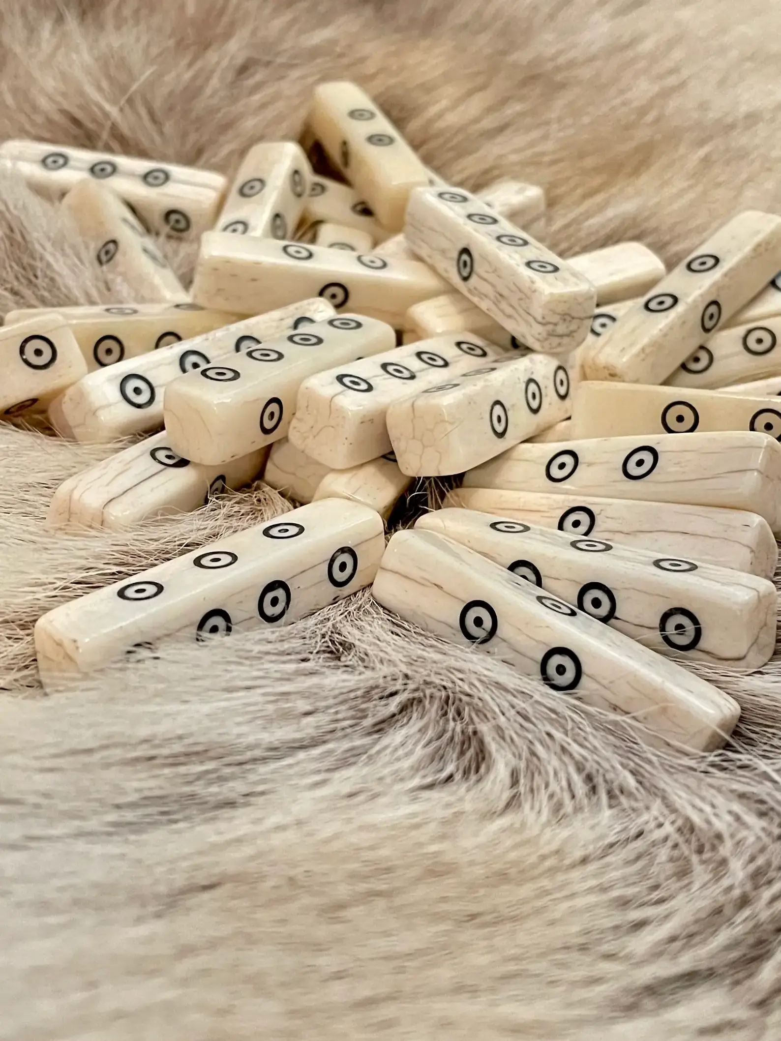 High Quality Buffalo Camel Bone Dice Natural Hand Made Bone Dice Indoor Games Customize 4 Side Bone Dice Genuine Quality agate