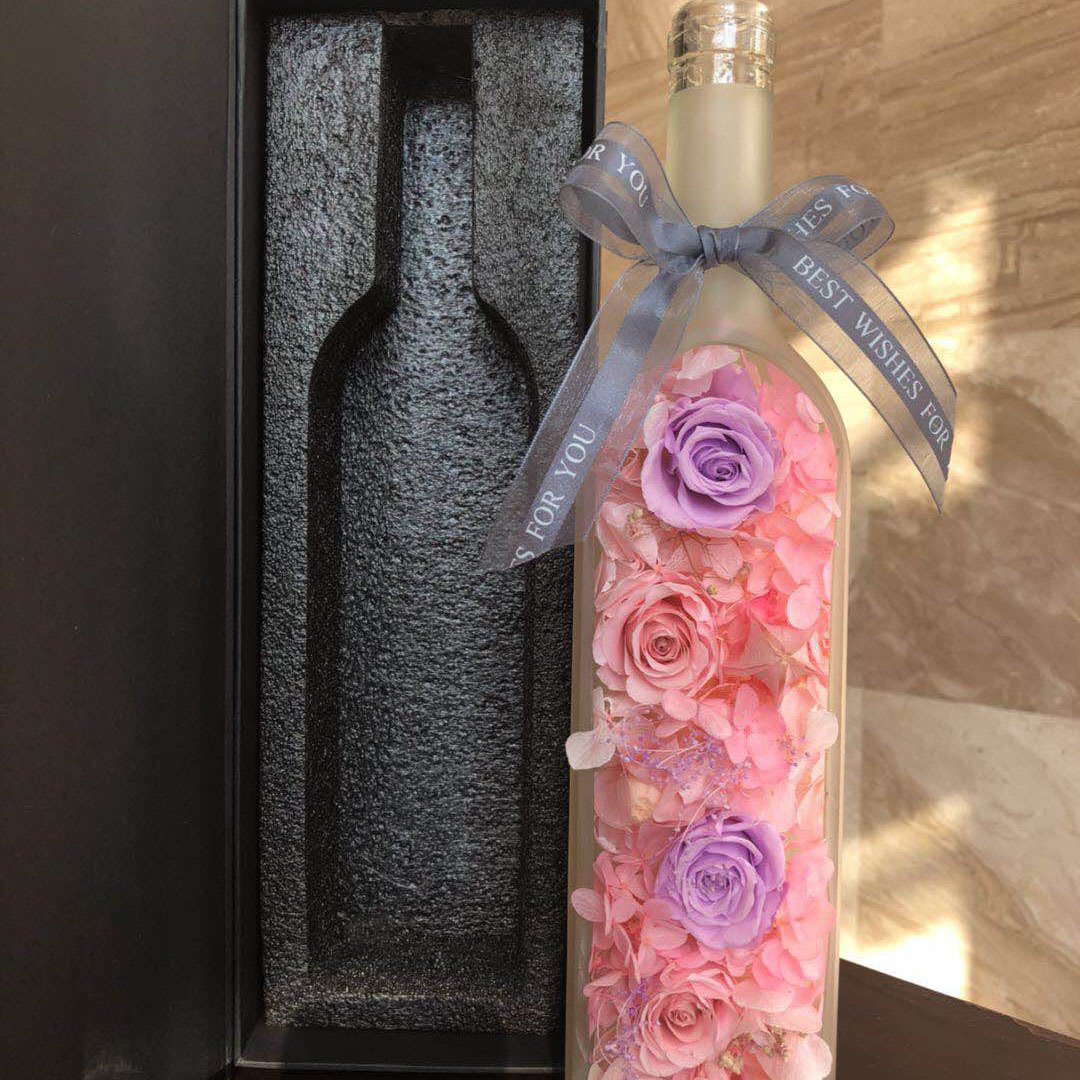 Wholesale Glass Bottle Rose Flower Arrangement Gift Box Handmade Eternal Flowers Graduation Valentine's Day Decoration Materials