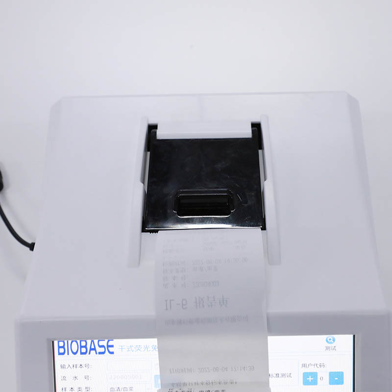 BIOBASE Fluorescence Immunoassay Analyzer TSH, T3, T4, HbA1c POCT Analyzer Fast Diagnostic Device for Hospital