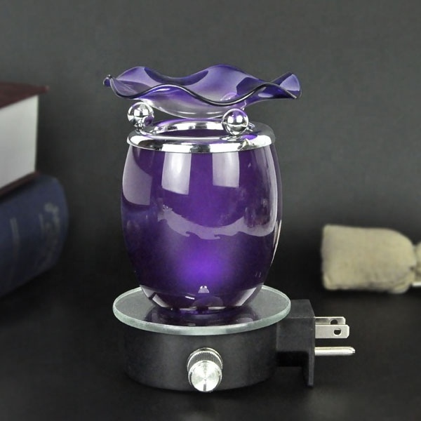 Factory Direct Sale Electric Plug-in Oil Warmer Wax Melt Warmer Essential Oil Burner  Home Fragrance Wall Lamp On Sell