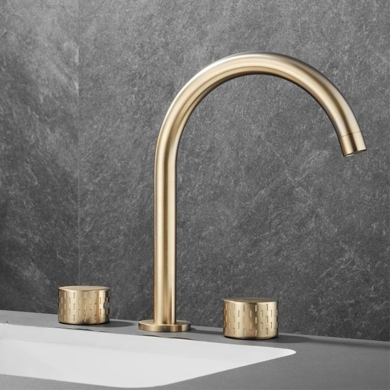 High Quality Luxury Deck Mount Double Two Handle Brass Bathroom Brushed Gold Copper 3 Three Hole Split Basin Faucet