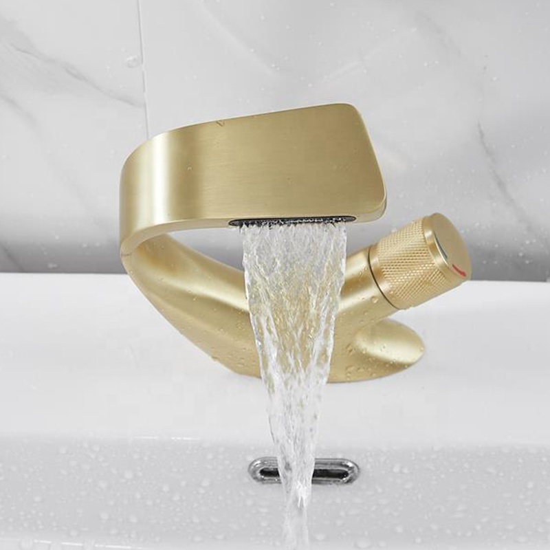 Design by Professional Designer Single Lever Rose Gold Brass Bathroom Wash Basin Mixer Faucet