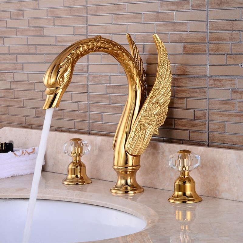 Goose Neck Animal Shape Wash Basin Mixer Tap 3 Holes Luxury Double Handles Brass Bathroom Sink Golden Finished Swan Faucets