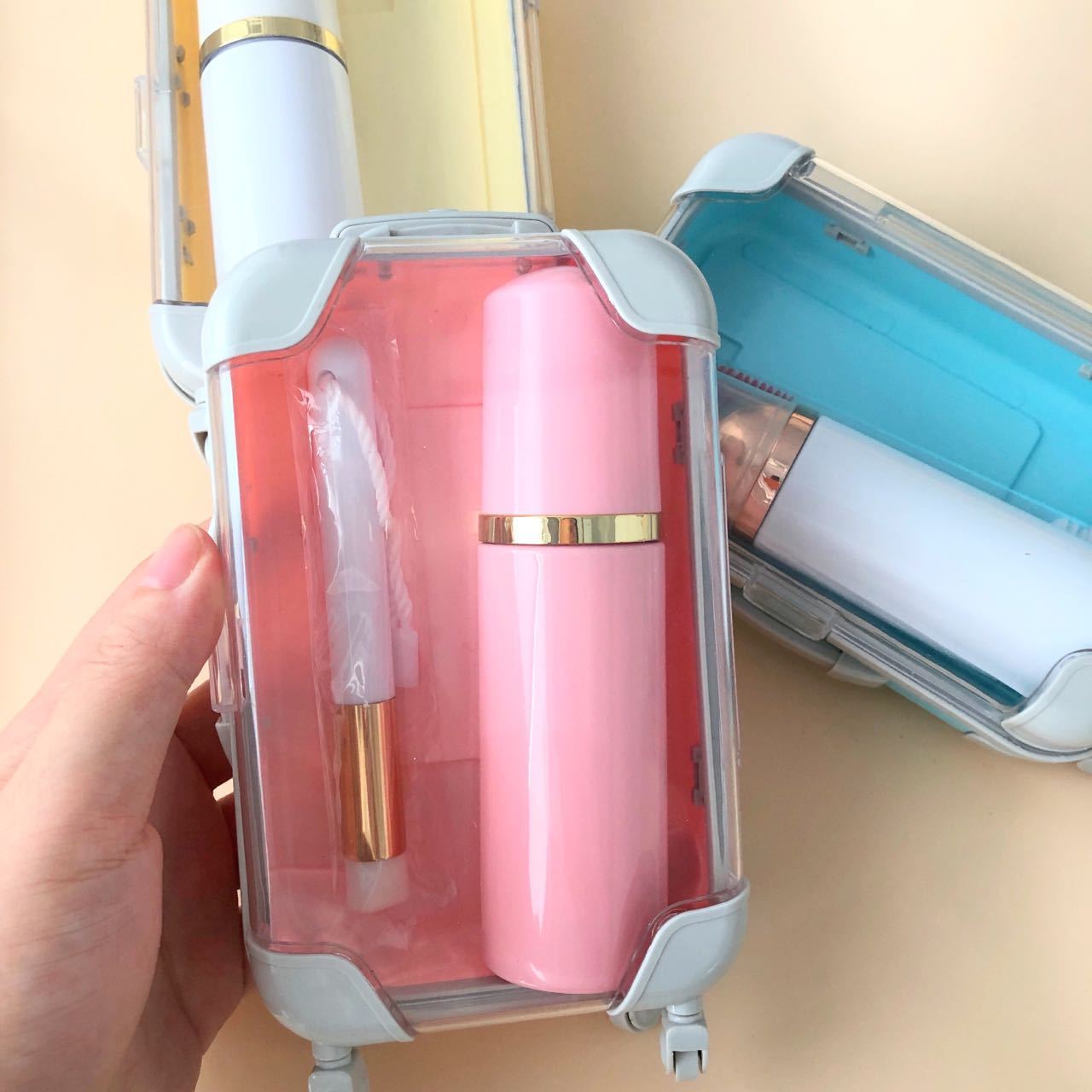 Cute plastic mini luggage suitcase packaging box wholesale clear empty mini suitcases lash suitcase for lash shampoo keychains