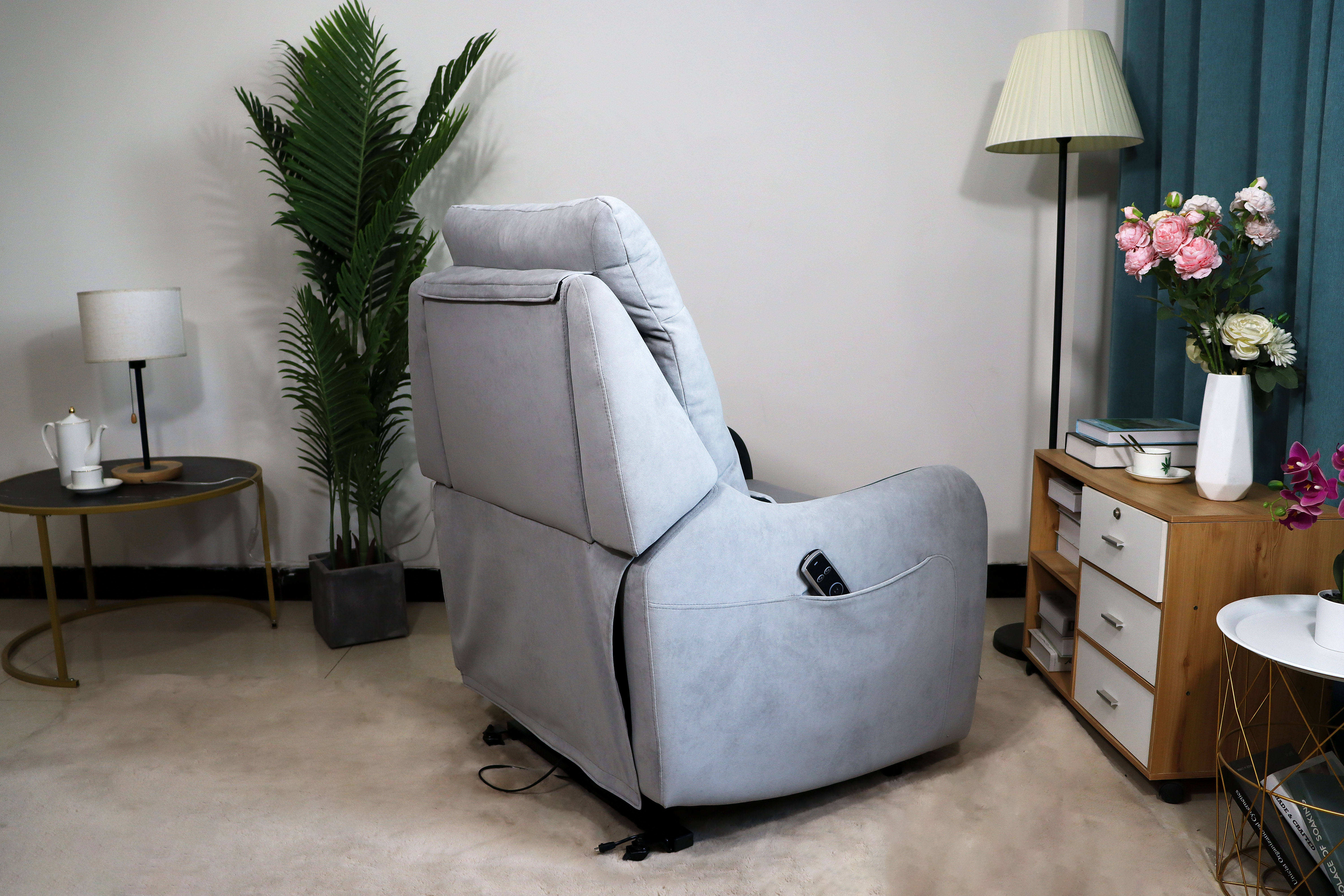 With Wheels Over Sized Theater Chair Restless Oversized Recliner Custom Recliner Chair