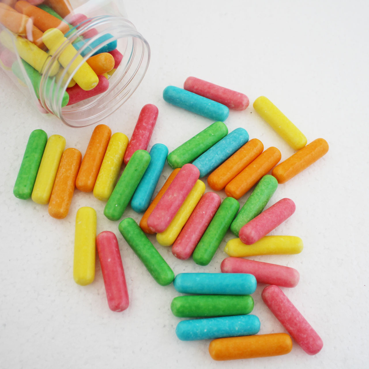 OEM Mini Bubble Gum Candy Halal Fruit Flavored Chewing Gum in Bulk Bottle Packaging Colorful fruity Taste