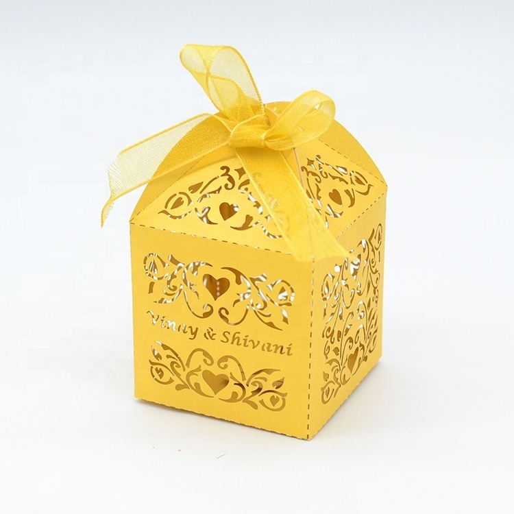 Laser cut metallic gold love heart indian wedding favor sweet boxes for gifting