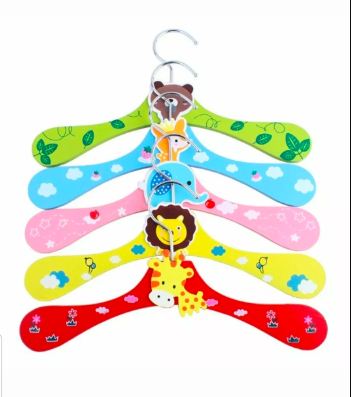 Ropa Para Perro Wood Pet Apparel Hangers Cute Cartoon Print Cat Dog Clothes Hanger Rack Puppy Hangers for Small Dogs Clothing