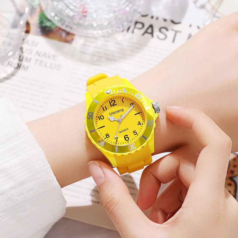 Macaron jelly watch male and female students Korean version of simple high school students large dial small fresh Quartz watch