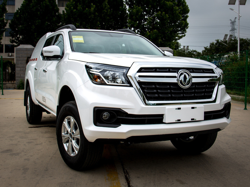 4WD Pickup Truck Euro 6 Automatic Diesel Dongfeng Rich6 With Closed Cargo Truck