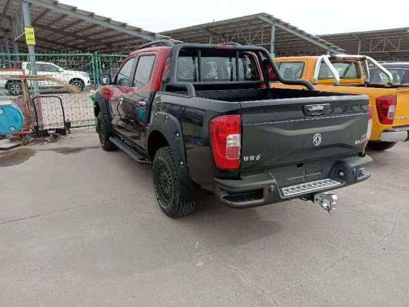 Dongfeng Customized New Type Pickup Truck 4x4 Diesel Engine off-road Vehicle