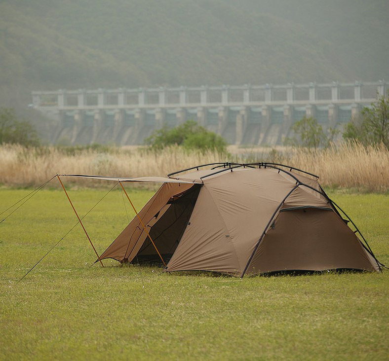 2022  High Quality Polyester Rip-stop Camping Outdoor Tunnel Tent in Aluminum poles Buy Camp Tent