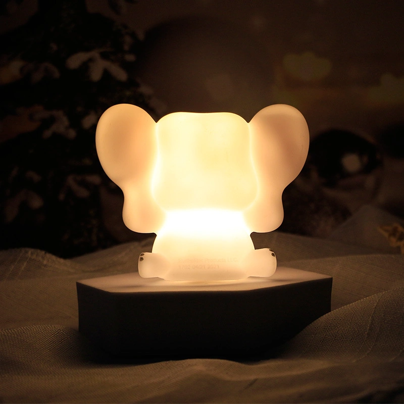 Customized Silicone Vinyl Cartoon Shape Energy-Saving Lamp, Battery Lamp Children'S Desk Lamp, Led 3d Night Light