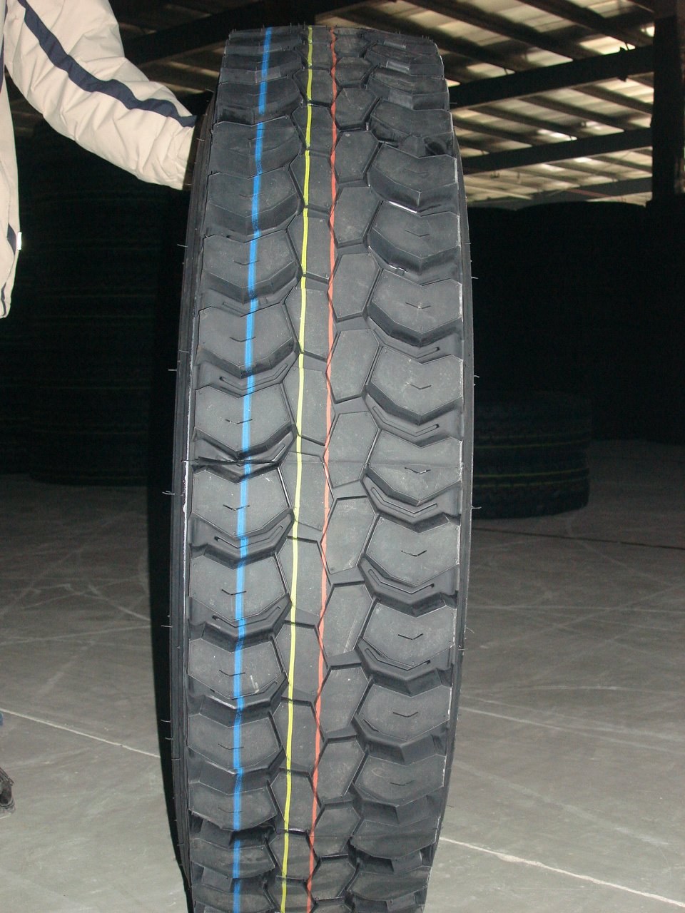 Truck tyres 750R16 trailer tires 750/16